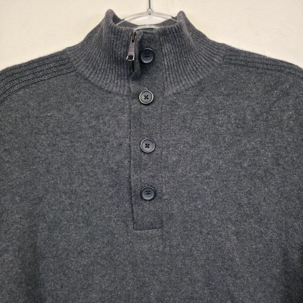 Banana Republic Sweater Mens M Gray Italian Yarn Merino‎ Wool Classic Minimalist